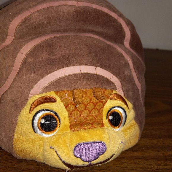 Disney Raya And The Last Dragon Walking & Rolling Tuk Tuk - Picture 3 of 9